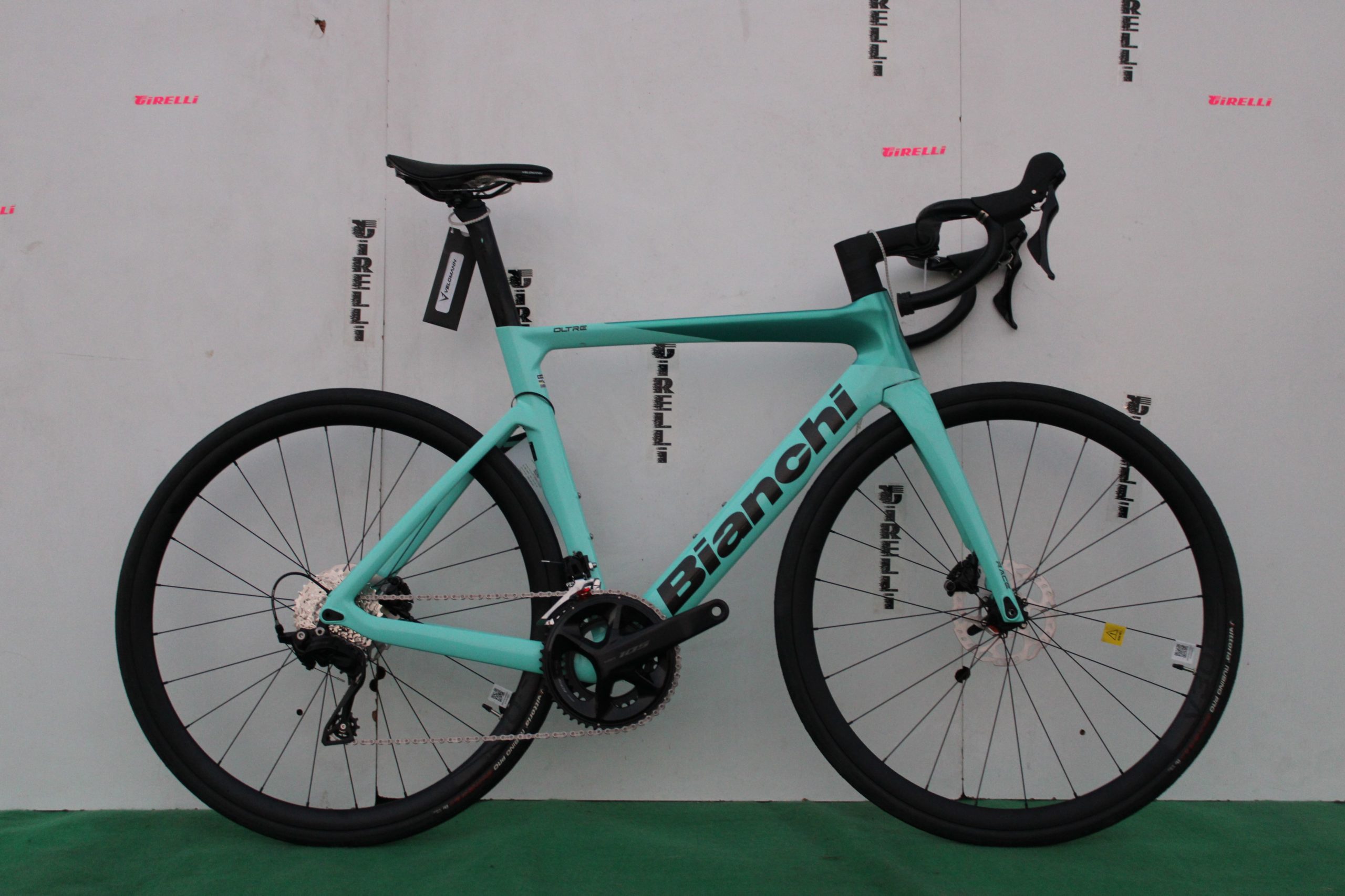 C7205619 Ricambio Testa Reggisella FULL CARBON Per Bianchi Oltre XR4/XR3 | Codice C7205619 | Leggera E Aerodinamica Asta Reggisella